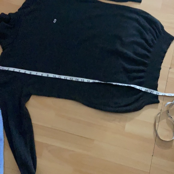 Escada - Picture 2 of 9